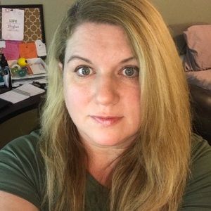 Meet your Posher, Jacqueline